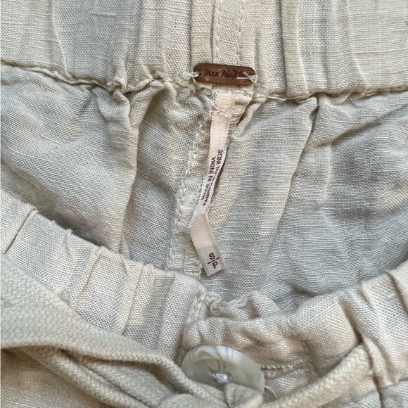 Free People - Tomboy Linen Shorts - Picture 4 of 8